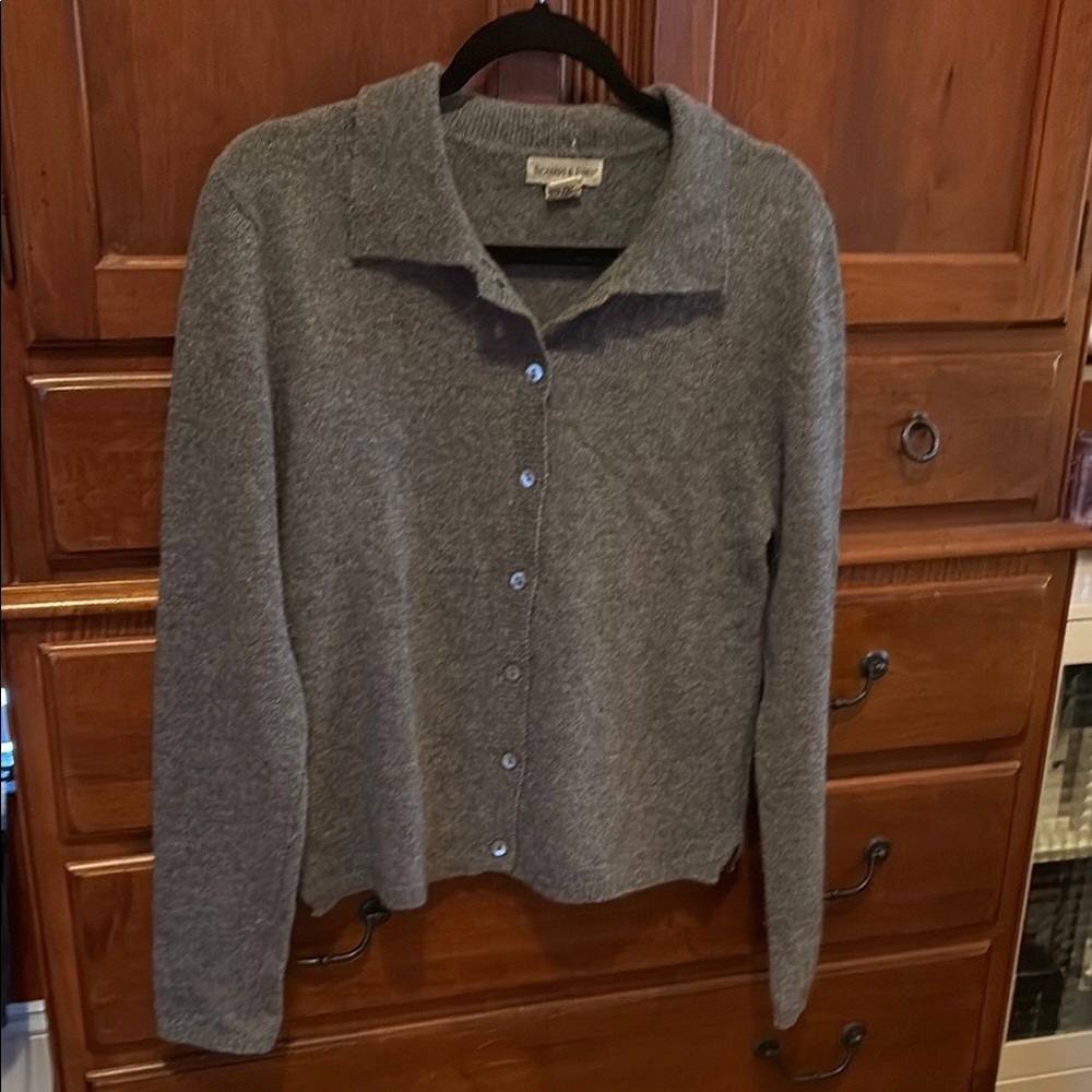 Women’s wool blend button cardigan sweater size large